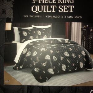 🖤 Ed Hardy King Black Playing Card Quilt Set- 3 pieces